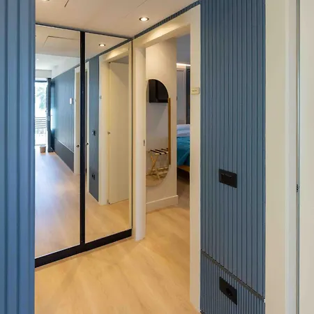 Gran Darsena Deluxe Affittacamere 3*